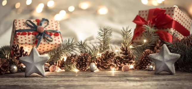 Composition with Christmas decorations in the interior.